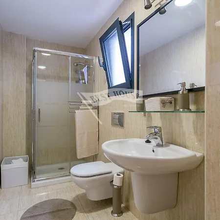 Апартаменты Bright And Excelent Near The Beach. *